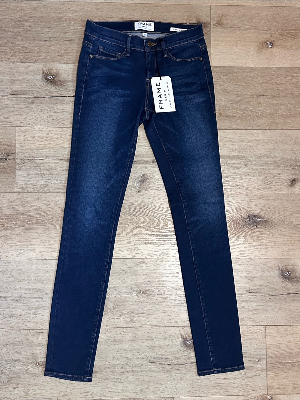 NWT- Frame Denim Indigo High-Rise Skinny Jeans
